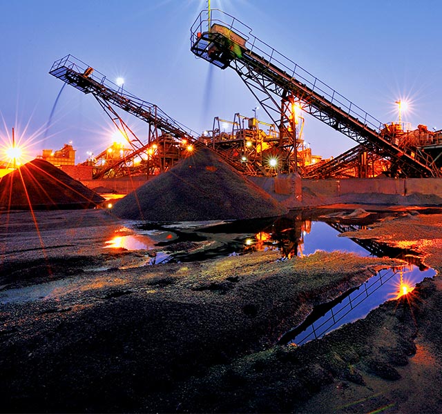 Mining [photo]