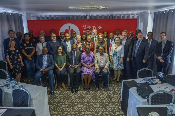 unaids-8766EF60FC-1723-4D56-645E-948C8D3161B9.jpg